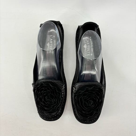 L\'Artiste by Spring Step Dezi Women Size 41 Black Leather Floral Detail Slip-on